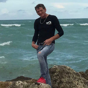 Meet your Posher, Hans